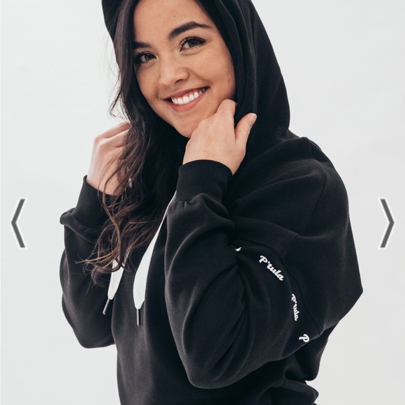 P’Tula The Mandi Hoodie Sweater - Picture 2 of 5